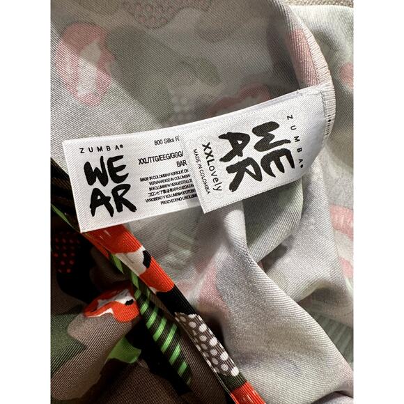 #268 Zumba Camo Lips Bodysuit - Size XXL Tank One Piece Activewear Statement Fit - Picture 3 of 3